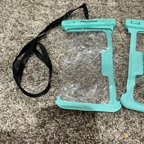 New waterproof phone cases with lanyard - Picture 4 of 6